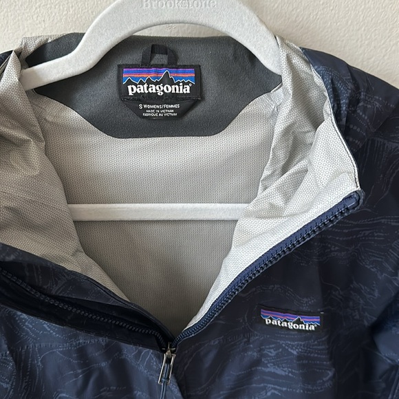 Patagonia Torrentshell 3L Rain Jacket - Picture 3 of 8